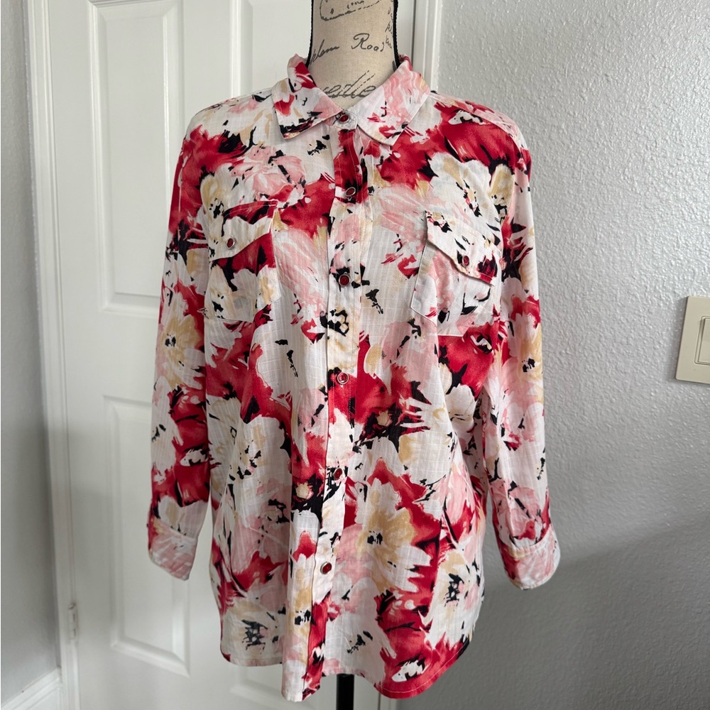 Karen Scott Floral Button-Up Shirt in Red and White